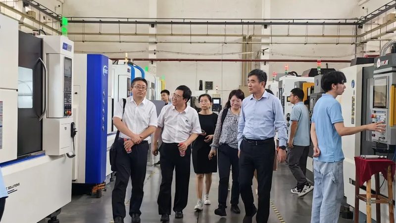 注塑机背压参数设置：标准与优化策略